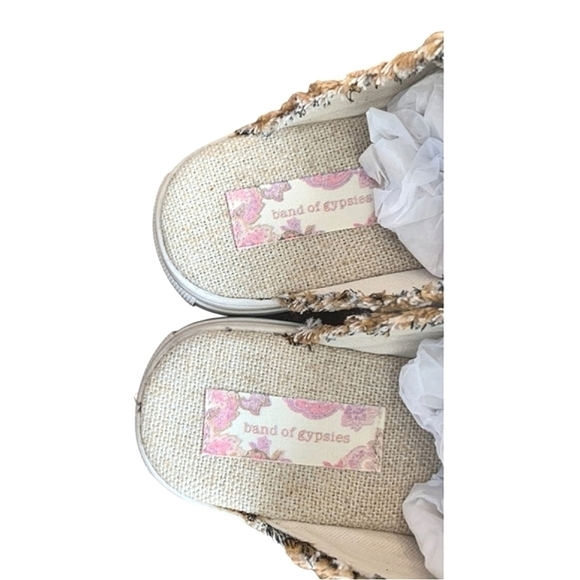 Band of Gypsies Collective Costal Vegan Natural Zebra Woven Canvas Sneaker 6.5 - Picture 4 of 6